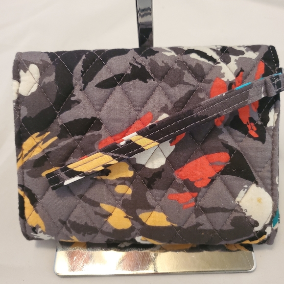 New Vera Bradley Wallet - Picture 3 of 4